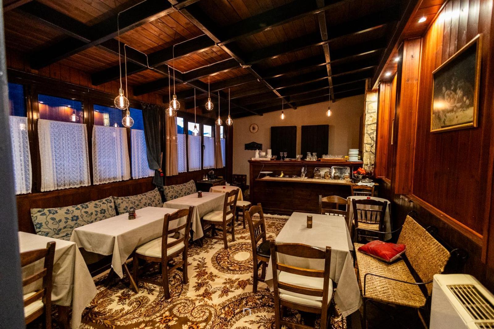 Fanaras Hotel Kalavryta Exterior foto